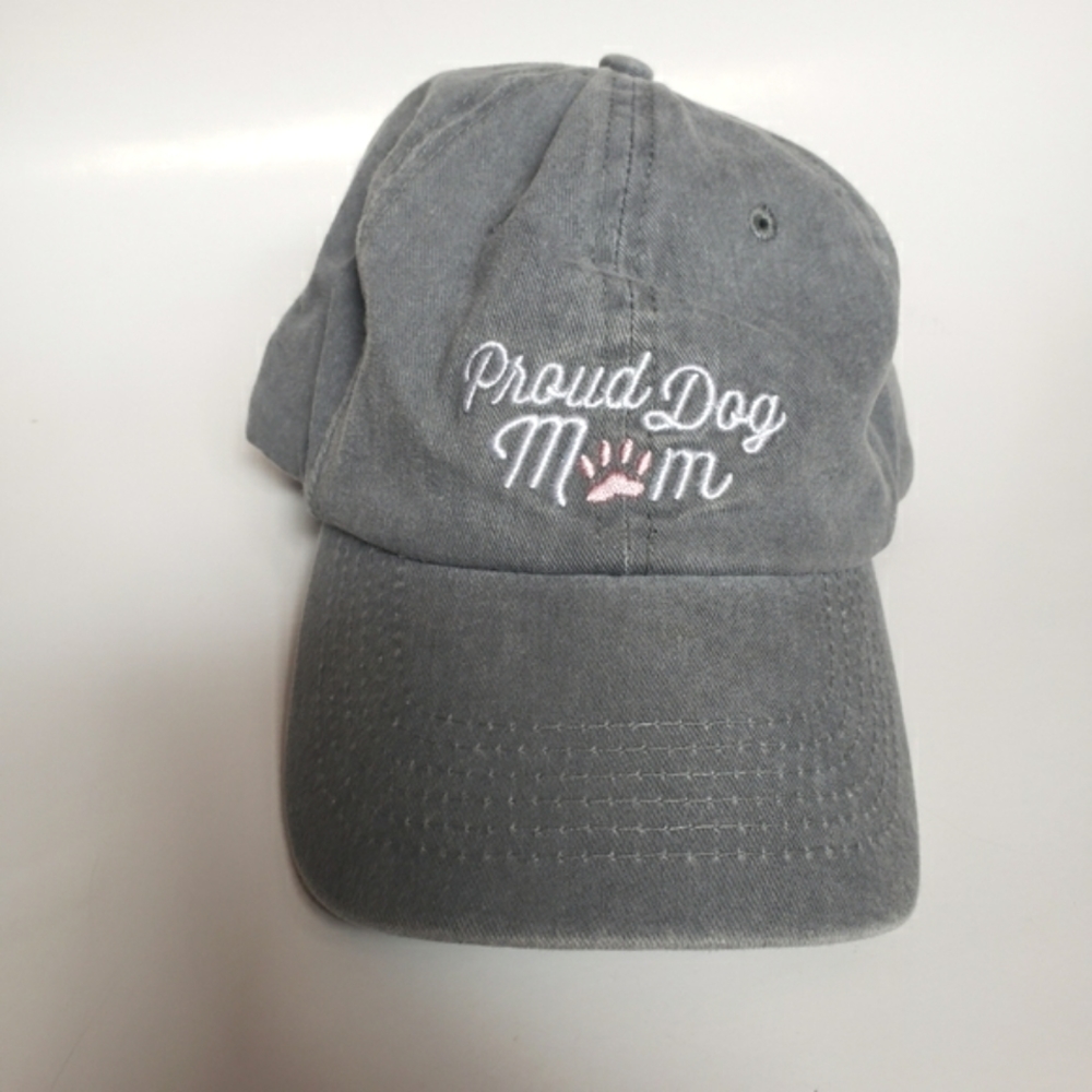 Proud Dog Mom Embroidered Adjustable women's Baseball Hat Cap, grey distressed
